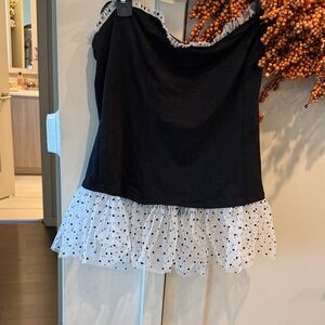 Maeve Black and White Ruffle strapless
Top